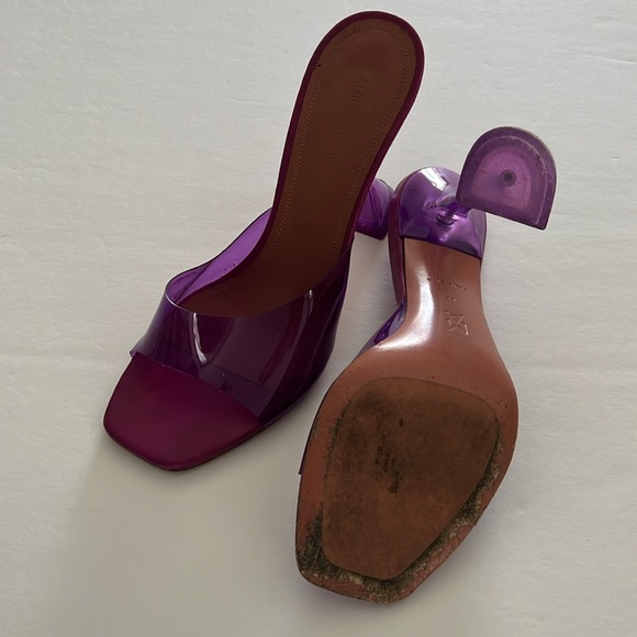 Amina Muaddi - Picture 2 of 2